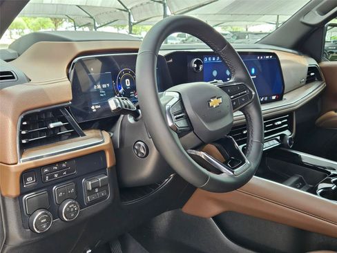 Used 2026 Chevrolet Tahoe High Country RWD image 9