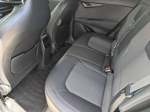 Certified 2023 Kia Niro Wind FWD image 19