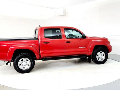 Used 2015 Toyota Tacoma 4x4 Double Cab w/ SR5 Package image 6