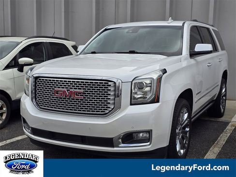 Used 2017 GMC Yukon Denali image 1