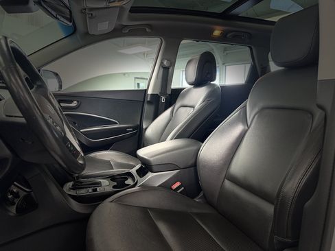 Used 2018 Hyundai Santa Fe AWD w/ SE Ultimate Tech Package 03 image 14
