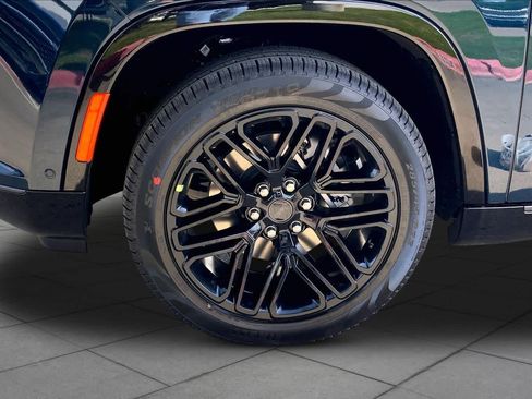 New 2026 Jeep Grand Wagoneer Limited AWD/4WD image 11
