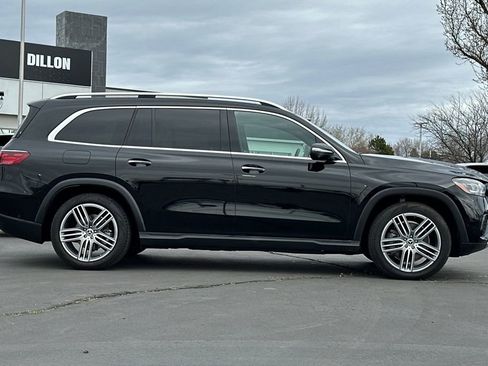 Used 2024 Mercedes-Benz GLS 450 4MATIC image 3