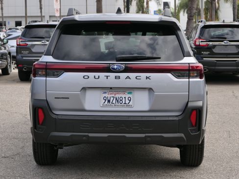 Certified 2026 Subaru Outback Premium AWD/4WD image 4