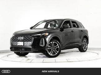 Used 2025 Audi Q5 Premium w/ Convenience Package video 1