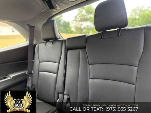 Used 2022 Honda Pilot Special Edition image 11