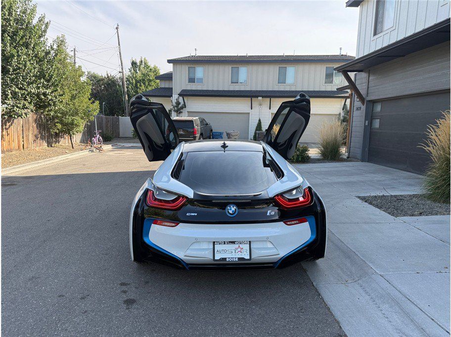 Used 2015 BMW i8 AWD/4WD image 40