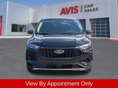 Used 2025 Ford Escape Active FWD image 2