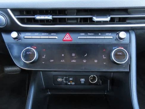 Used 2024 Hyundai Sonata SEL image 21