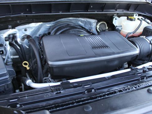 Used 2020 Chevrolet Silverado 1500 Custom Trail Boss w/ Custom Convenience Package image 28