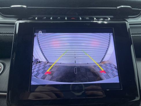 New 2025 Jeep Grand Cherokee Altitude image 9