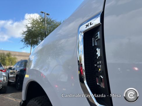 Used 2020 Ford F350 XL w/ Power Equipment Group image 12