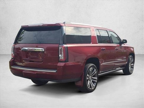 Used 2019 GMC Yukon XL Denali w/ Denali Ultimate Package RWD image 5
