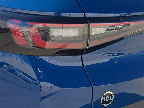 New 2026 Volkswagen ID.4 Pro S Plus image 9