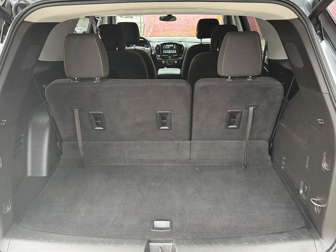Used 2018 Chevrolet Traverse LT AWD/4WD image 28