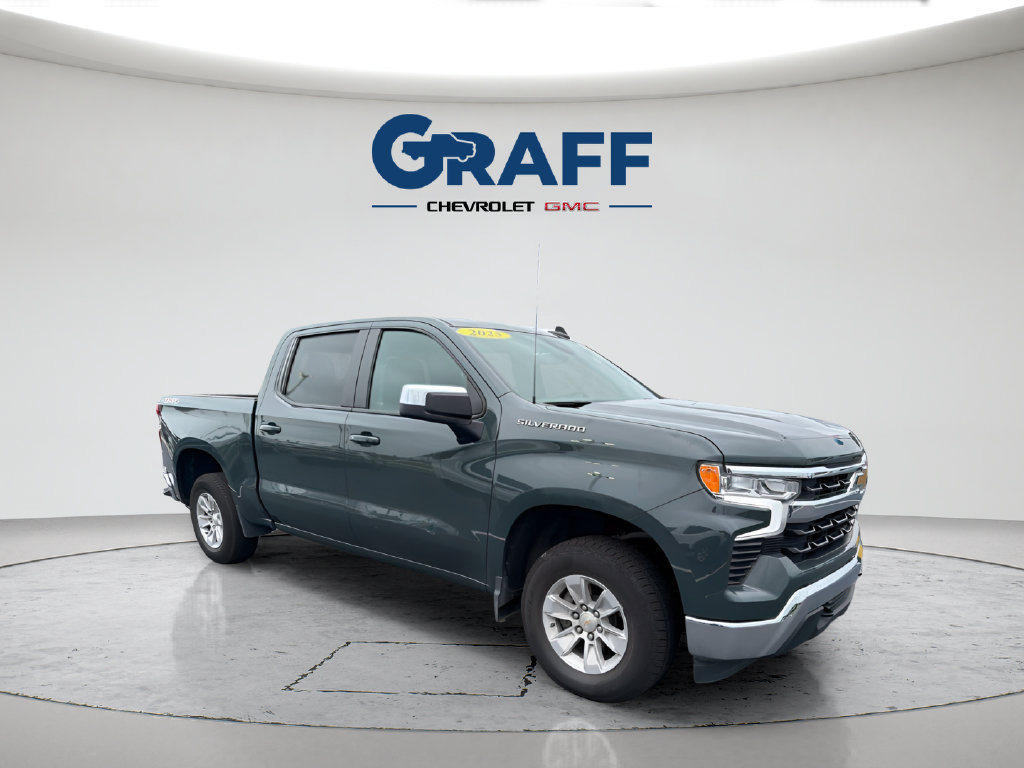 Used 2025 Chevrolet Silverado 1500 LT AWD/4WD image 10