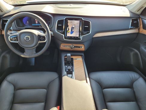Certified 2024 Volvo XC90 T8 Plus w/ Protection Package Premier image 13