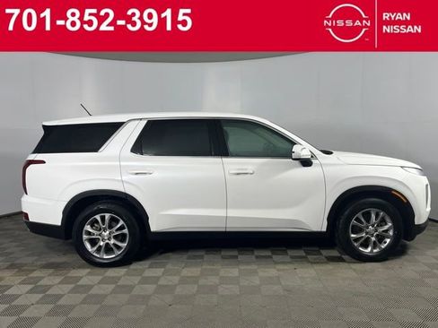 Used 2022 Hyundai Palisade SE image 4