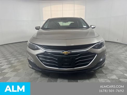Used 2024 Chevrolet Malibu LT FWD image 2