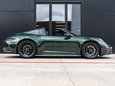 Used 2026 Porsche 911 Targa 4 GTS AWD/4WD image 13