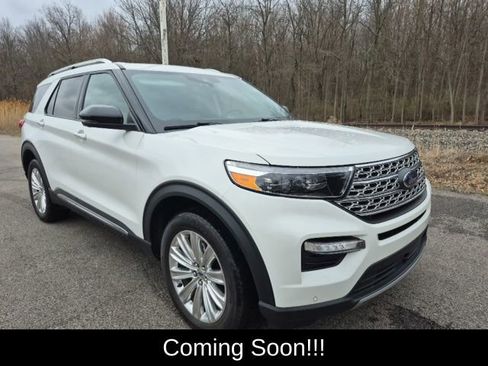 Used 2022 Ford Explorer Limited w/ Equipment Group 301A image 9