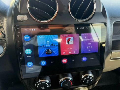 Used 2016 Jeep Patriot Latitude image 16