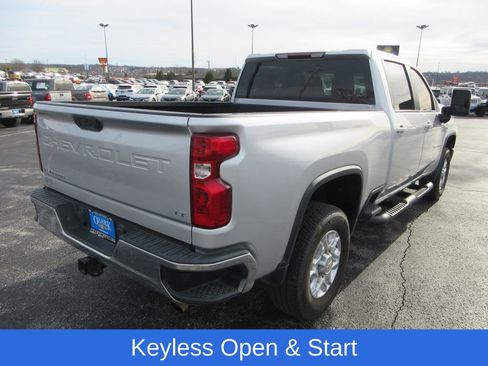 Certified 2022 Chevrolet Silverado 2500 LT w/ Convenience Package image 5