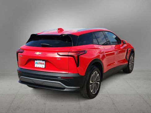 Used 2024 Chevrolet Blazer EV LT image 8