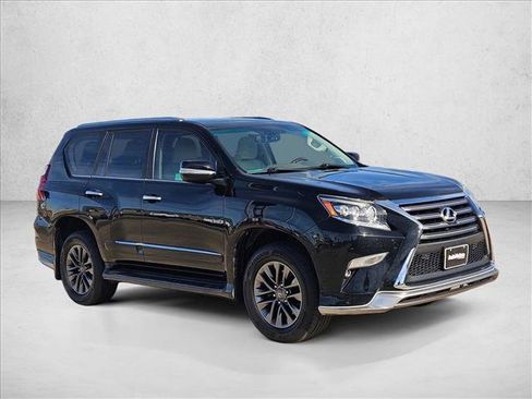 Used 2017 Lexus GX 460 Premium image 3