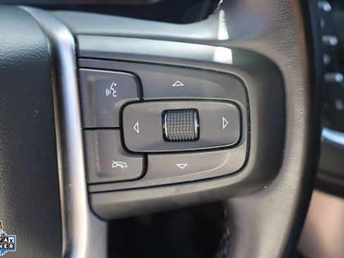 Used 2024 GMC Yukon SLT AWD/4WD image 17