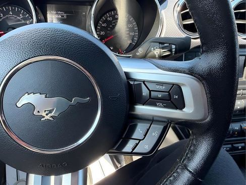 Used 2017 Ford Mustang GT w/ Black Accent Package RWD image 41