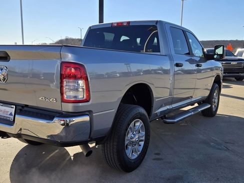 Used 2024 RAM 2500 Big Horn w/ Bed Utility Group image 5