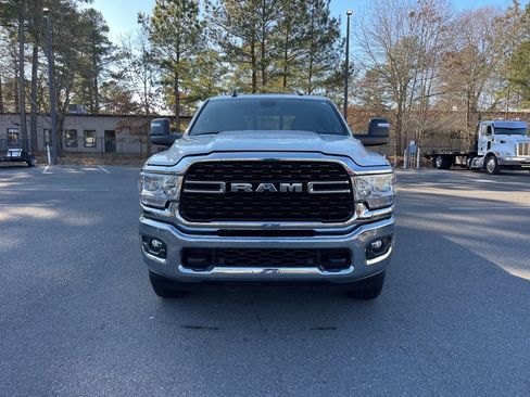 Used 2024 RAM 2500 Big Horn w/ Level 2 Equipment Group image 4