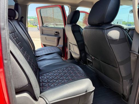 Used 2012 RAM 1500 Express w/ ST Popular Equipment Group AWD/4WD image 11