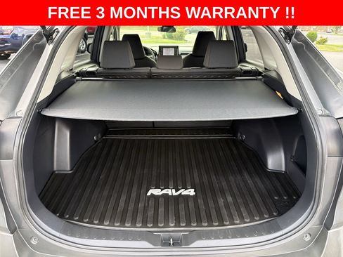Used 2020 Toyota RAV4 LE w/ All Weather Liner Package AWD/4WD image 22
