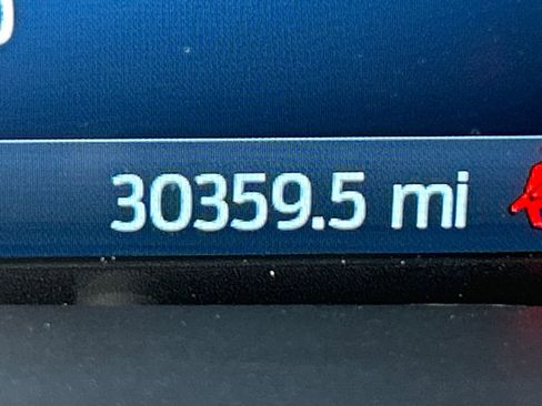 Used 2024 Ford F150 Lariat w/ FX4 Off-Road Package image 18