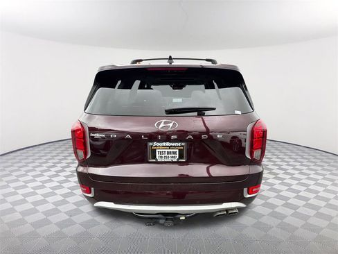 Used 2021 Hyundai Palisade Limited image 6