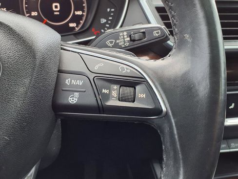 Used 2018 Audi Q5 2.0T Premium Plus w/ Premium Plus Package image 16