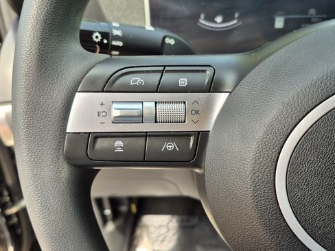 Certified 2025 Hyundai Tucson SEL FWD image 28