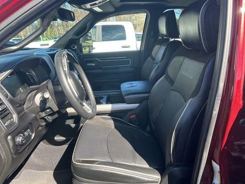 Used 2024 RAM 2500 Laramie w/ Sport Appearance Package image 10
