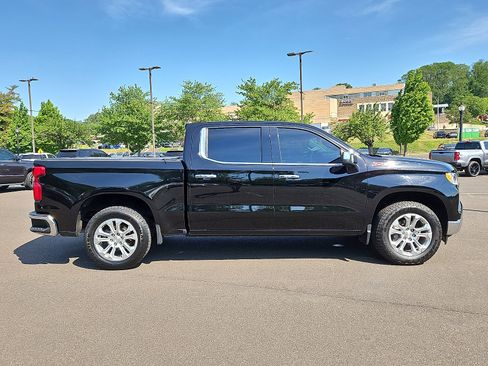 Used 2023 Chevrolet Silverado 1500 LTZ w/ LTZ Premium Package AWD/4WD image 7