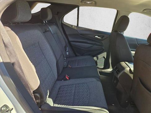 Used 2024 Chevrolet Equinox LT image 19