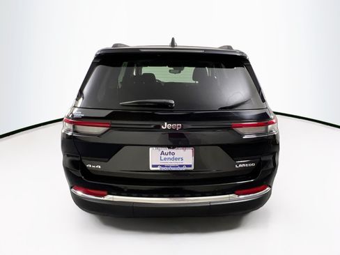 Used 2023 Jeep Grand Cherokee Laredo w/ Luxury Tech Group I AWD/4WD image 6