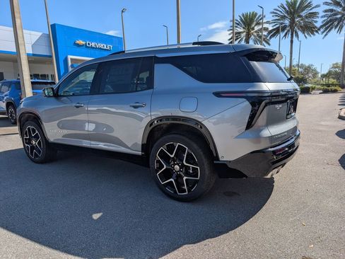 New 2026 Chevrolet Traverse High Country FWD image 6