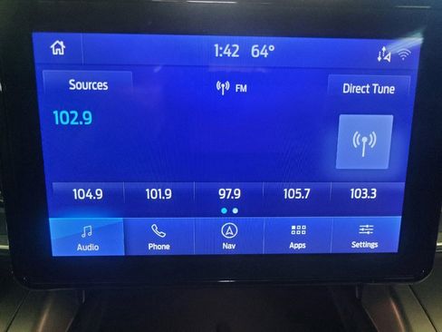 Used 2021 Ford Explorer XLT w/ Equipment Group 202A RWD image 25