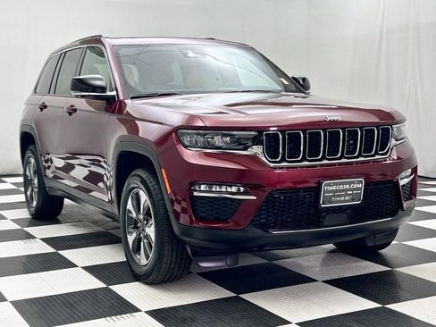 Used 2022 Jeep Grand Cherokee Limited 4xe image 2