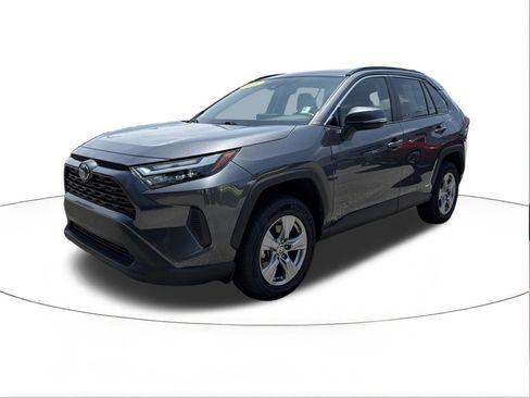 Used 2023 Toyota RAV4 XLE w/ XLE Grade Weather Package AWD/4WD image 7