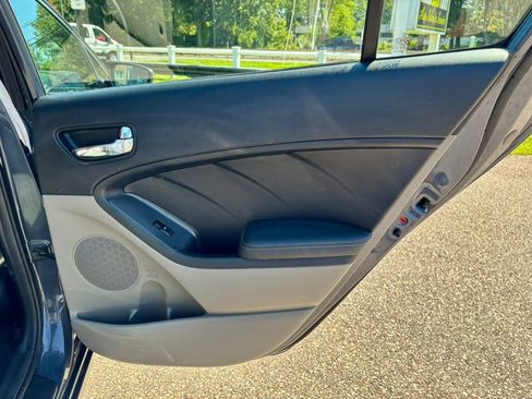 Used 2015 Kia Forte EX FWD image 19