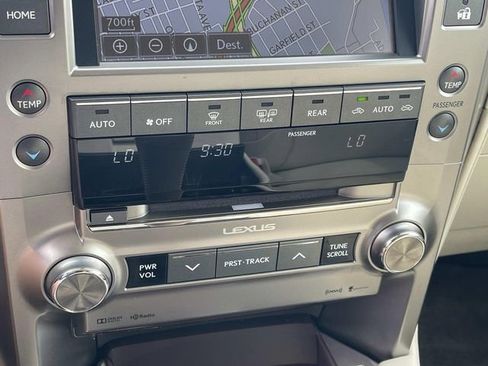 Used 2016 Lexus GX 460 w/ Premium Package AWD/4WD image 36