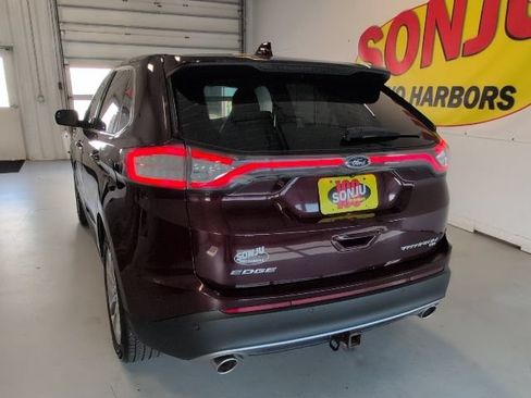 Certified 2018 Ford Edge Titanium w/ Equipment Group 301A AWD/4WD image 43